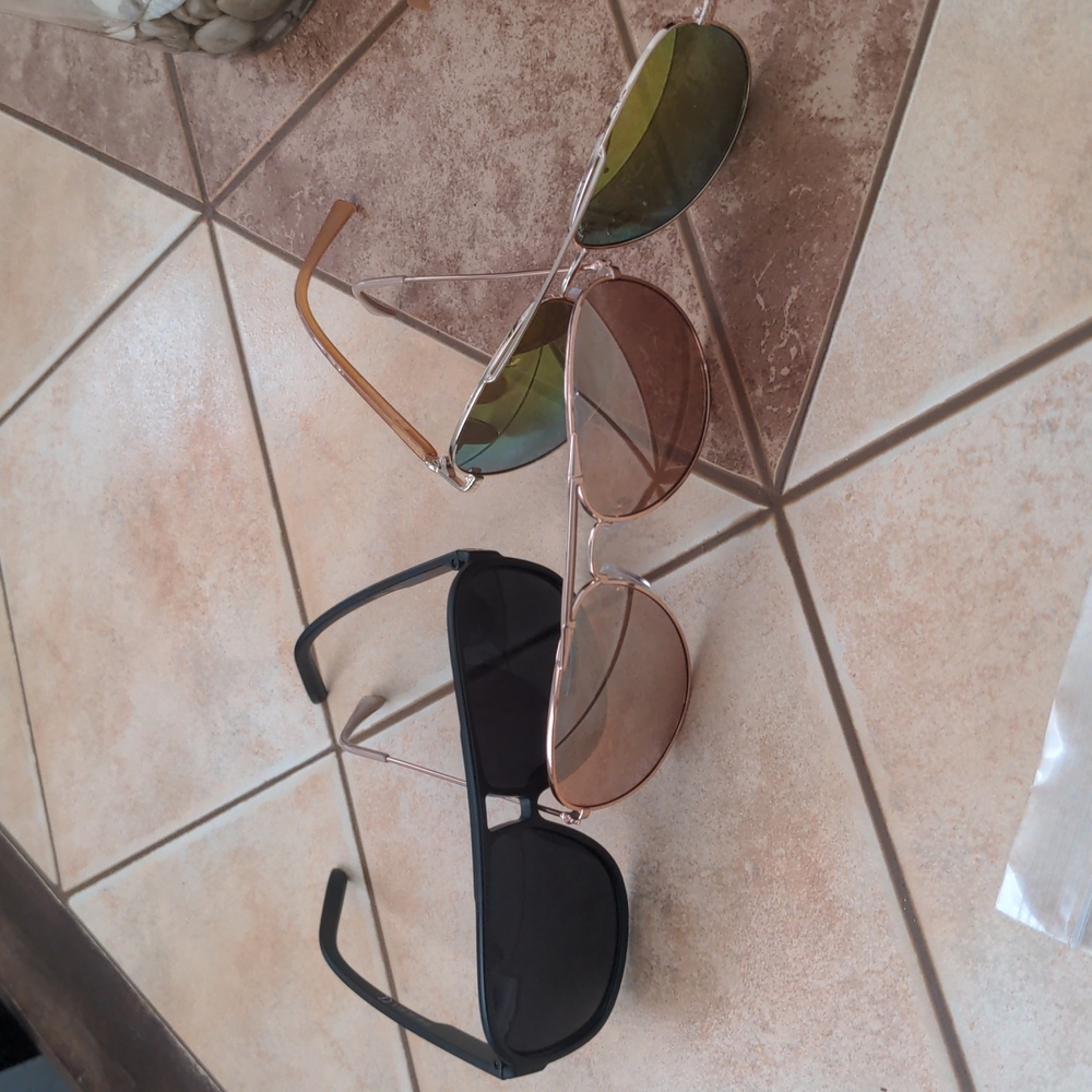 3 Glasses Bundle - image 1